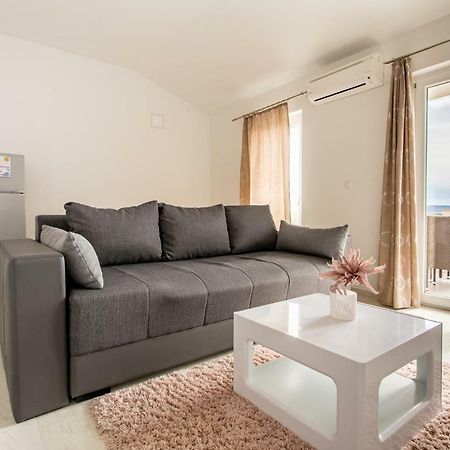 ברלה Apartmani Marija Jakir מראה חיצוני תמונה