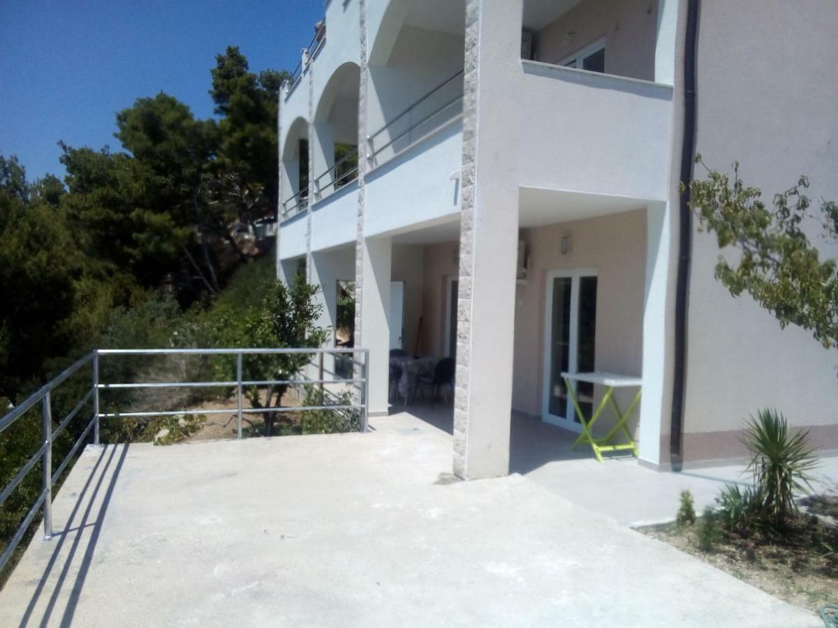 ברלה Apartmani Marija Jakir מראה חיצוני תמונה