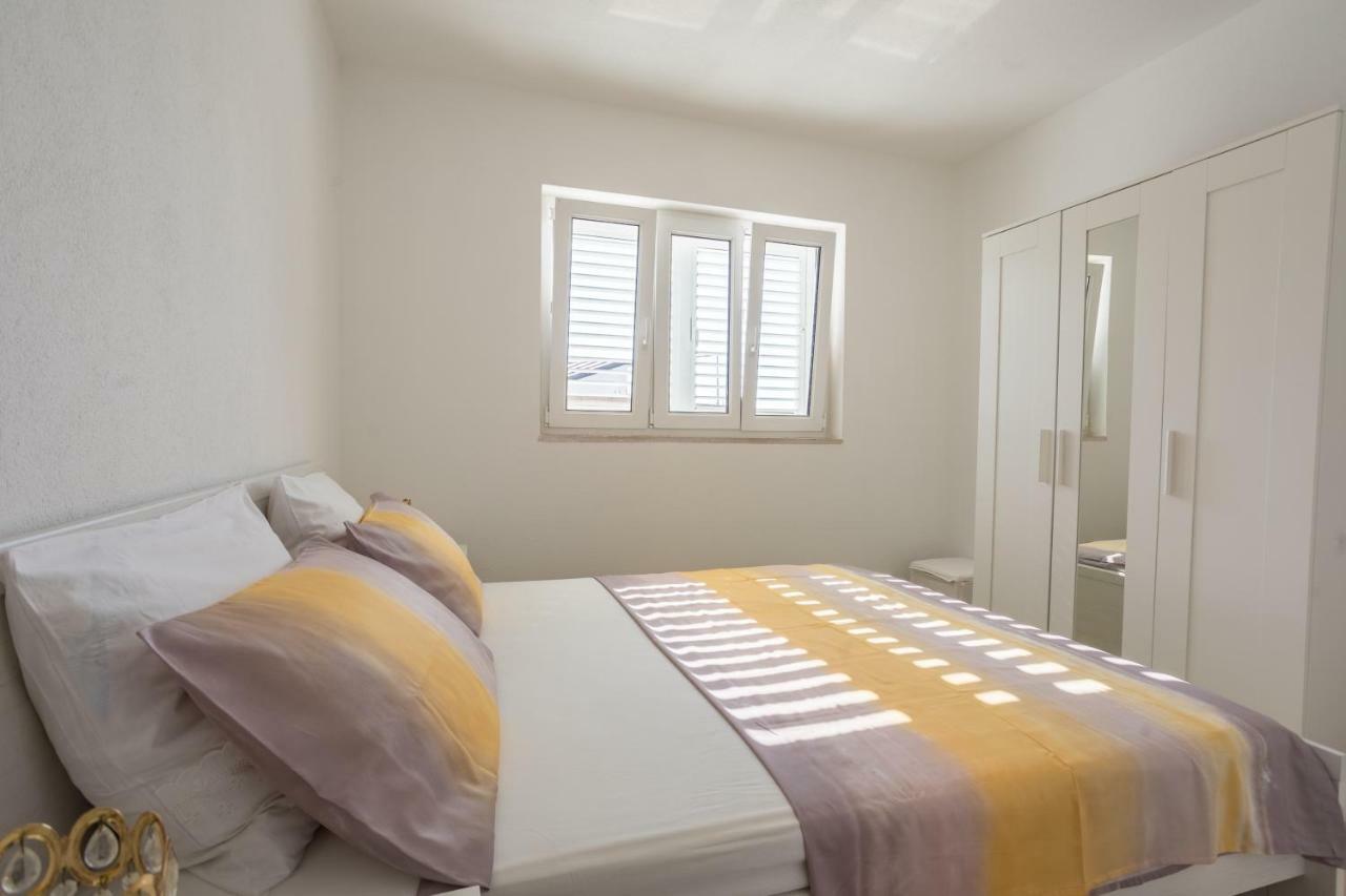 ברלה Apartmani Marija Jakir מראה חיצוני תמונה