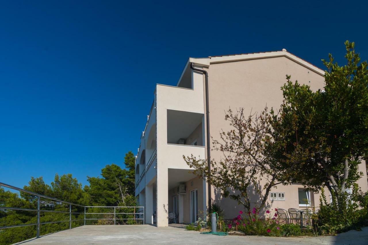 ברלה Apartmani Marija Jakir מראה חיצוני תמונה