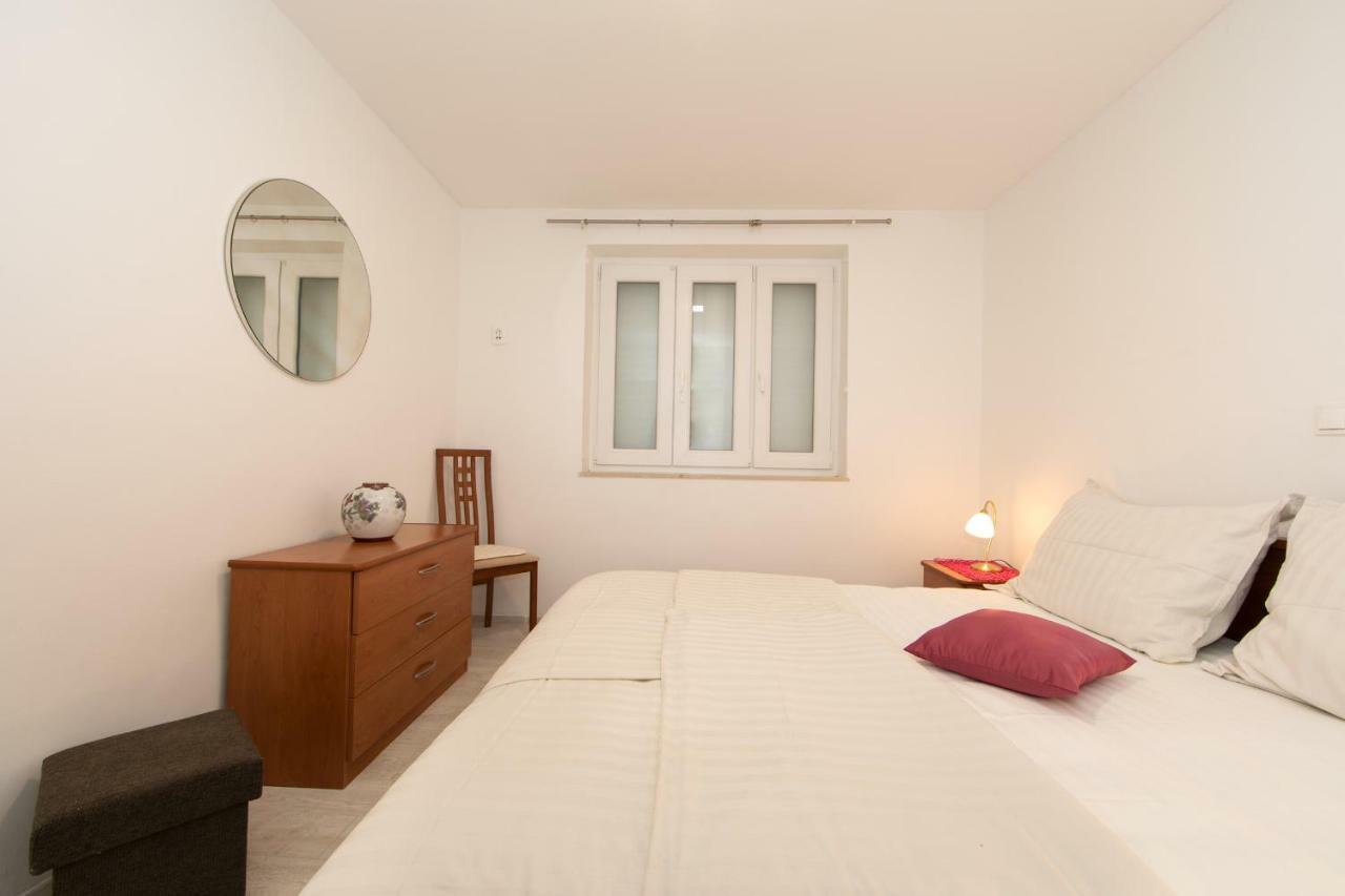 ברלה Apartmani Marija Jakir מראה חיצוני תמונה
